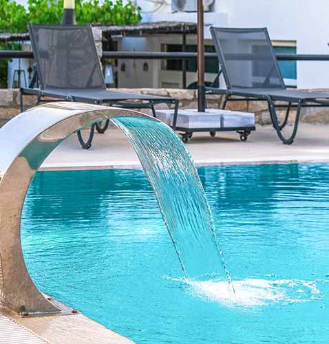 Spacious Swimming Pool